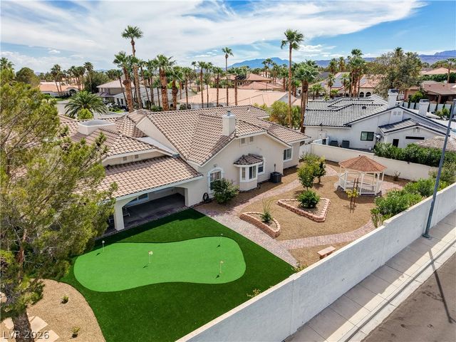 2000 Alexa Breanne Court, Las Vegas, NV 89117