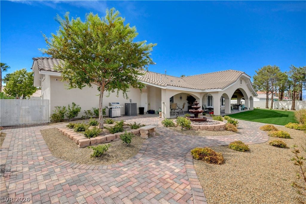 2000 Alexa Breanne Court, Las Vegas, NV 89117 — photo 4
