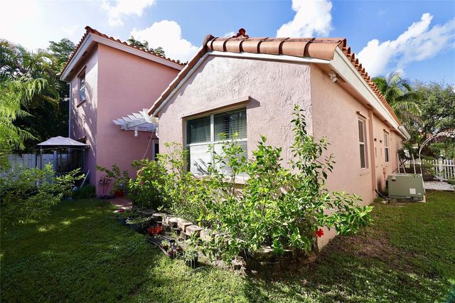 6602 Geneva Street, Lake Worth, FL 33467