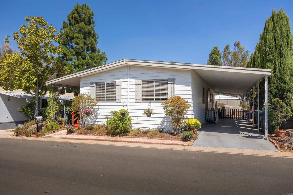 1751 W Citracado Parkway 327, Escondido, CA 92029 — exterior