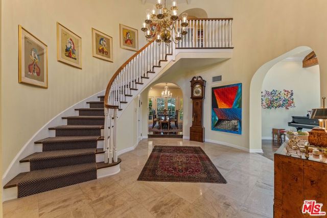 607 N Linden Drive, Beverly Hills, CA 90210