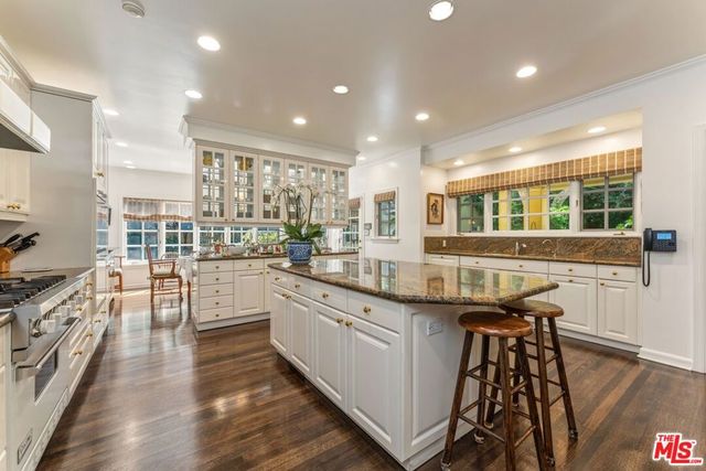 607 N Linden Drive, Beverly Hills, CA 90210