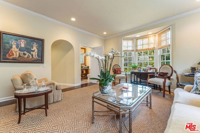 607 N Linden Drive, Beverly Hills, CA 90210