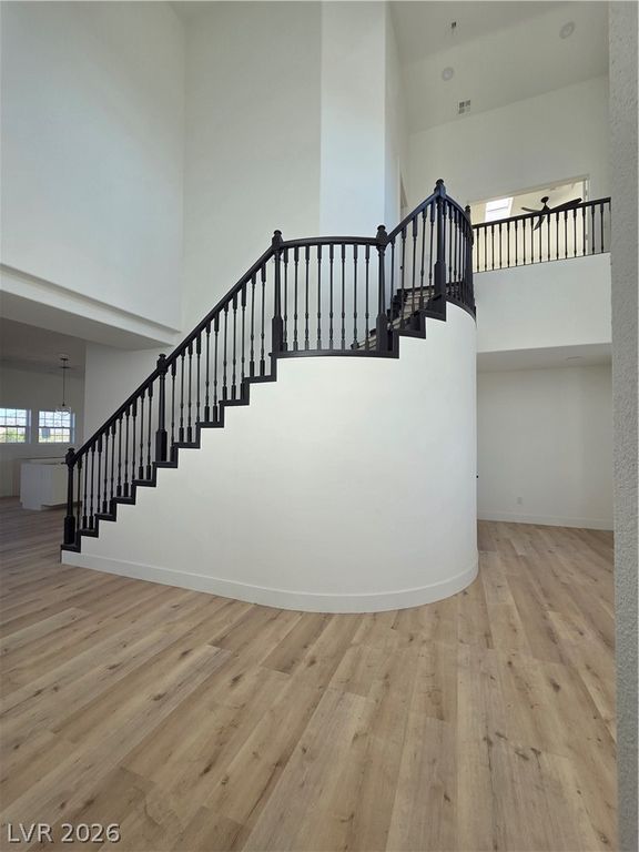 5724 North Grand Canyon Drive, Las Vegas, NV 89149 — photo 2