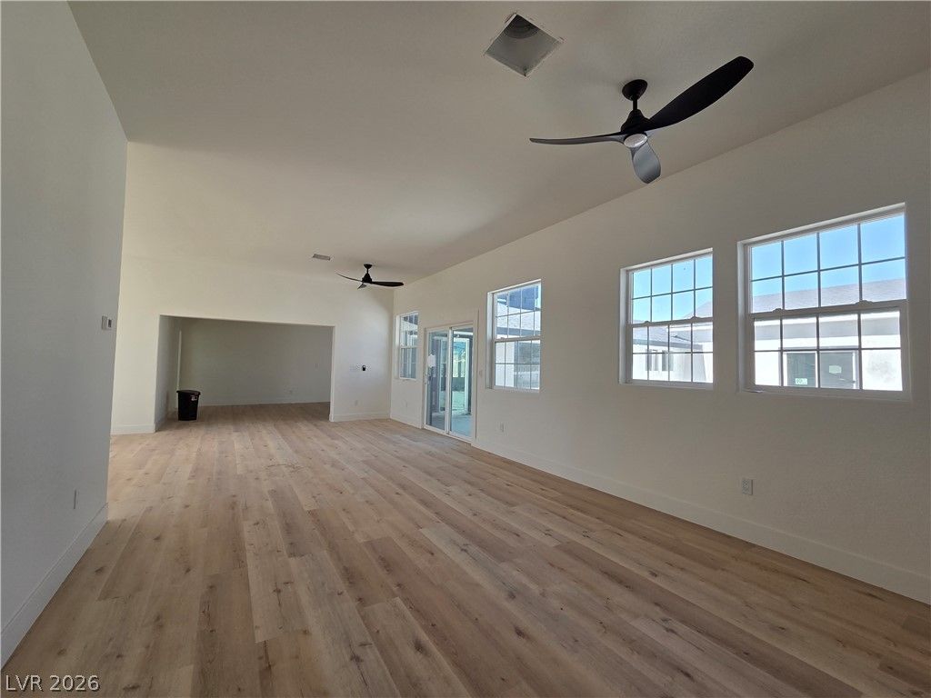 5724 North Grand Canyon Drive, Las Vegas, NV 89149 — photo 4