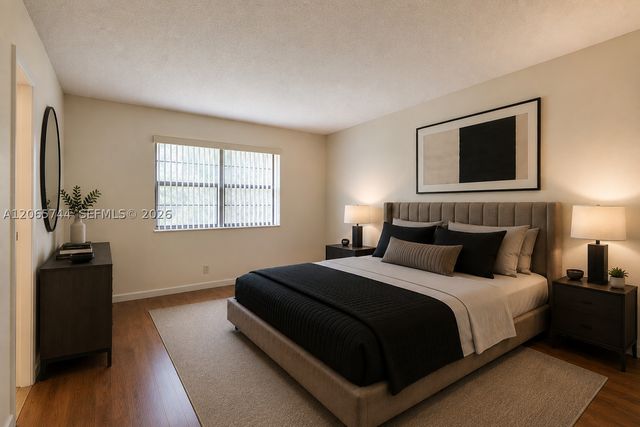 9233 SW 8th St 208, Boca Raton, FL 33428