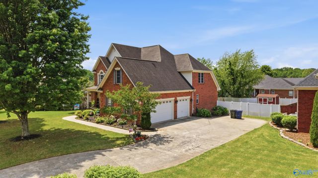 138 Old Camp Road, Meridianville, AL 35759