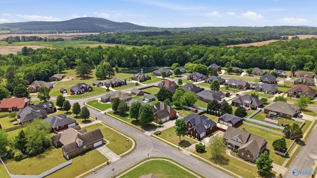 138 Old Camp Road, Meridianville, AL 35759