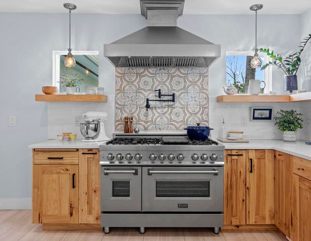 3675 66th Avenue, Vero Beach, FL 32966