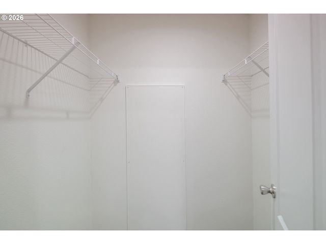 3124 Surfwood Dr, Salem, OR 97305