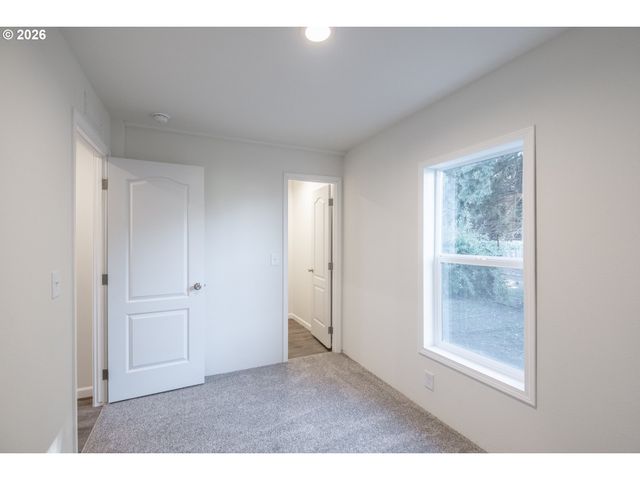 3124 Surfwood Dr, Salem, OR 97305