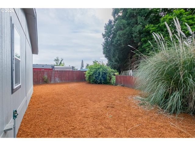3124 Surfwood Dr, Salem, OR 97305