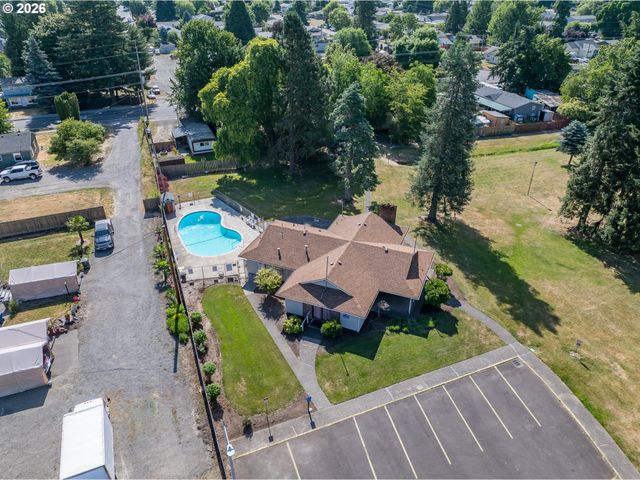3124 Surfwood Dr, Salem, OR 97305