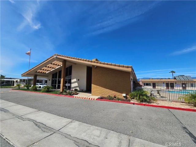 25526 Redlands 19, Loma Linda, CA 92354