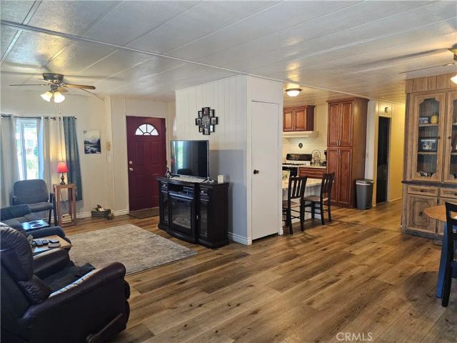 25526 Redlands 19, Loma Linda, CA 92354