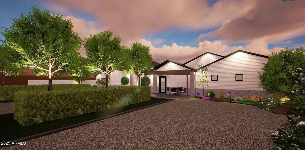 Image 21 of property listing at 3933 E RANCHO Drive, Paradise Valley, AZ 85253