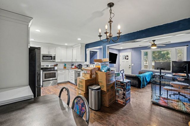 2114 Cypress Dr, Murfreesboro, TN 37130