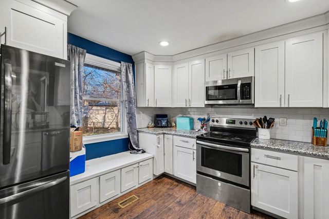 2114 Cypress Dr, Murfreesboro, TN 37130