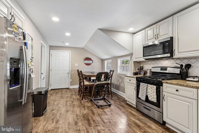 1608 HOLLY PKWY, Williamstown, NJ 08094
