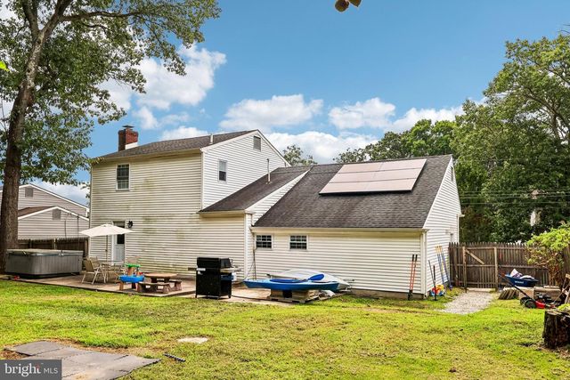 1608 HOLLY PKWY, Williamstown, NJ 08094