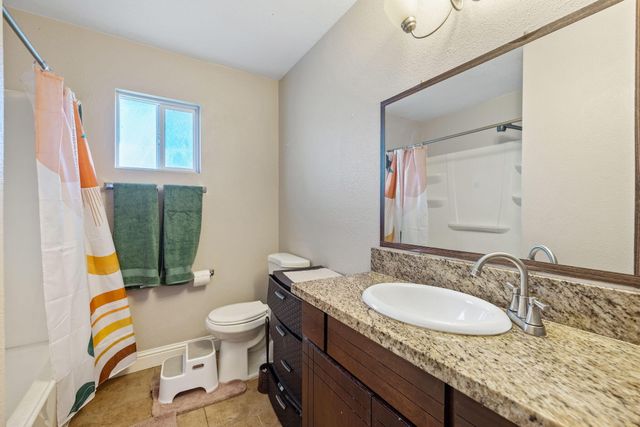 3814 W Judy Avenue, Visalia, CA 93277