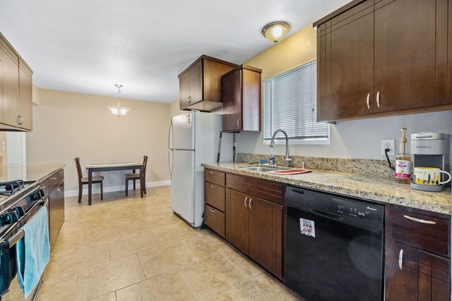 3814 W Judy Avenue, Visalia, CA 93277