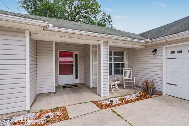 237 MANGO Drive, Palatka, FL 32177