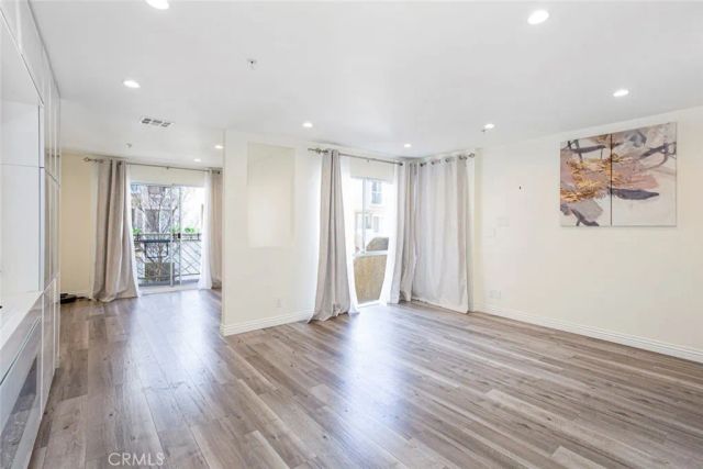 110 W Maple 30, Glendale, CA 91204