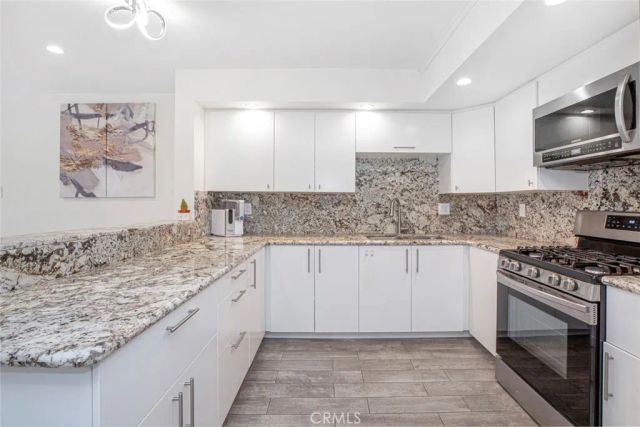 110 W Maple 30, Glendale, CA 91204