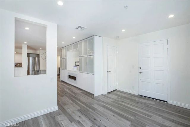 110 W Maple 30, Glendale, CA 91204