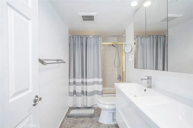 110 W Maple 30, Glendale, CA 91204
