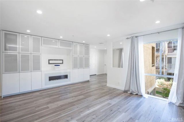 110 W Maple 30, Glendale, CA 91204