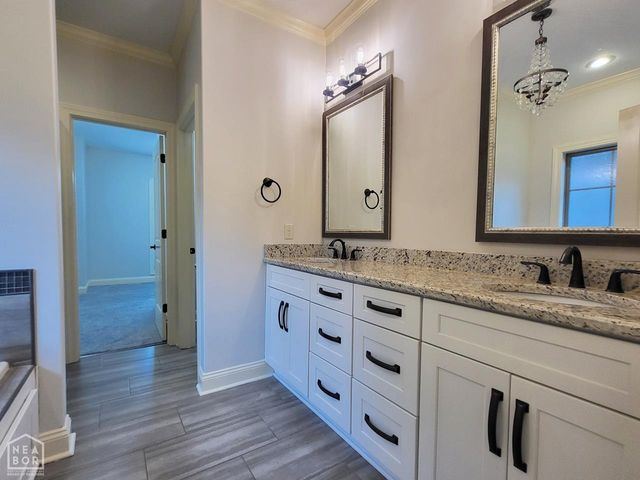 3205 Mallard Pointe Lane, Jonesboro, AR 72404