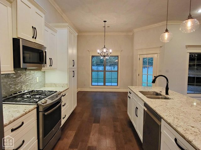 3205 Mallard Pointe Lane, Jonesboro, AR 72404
