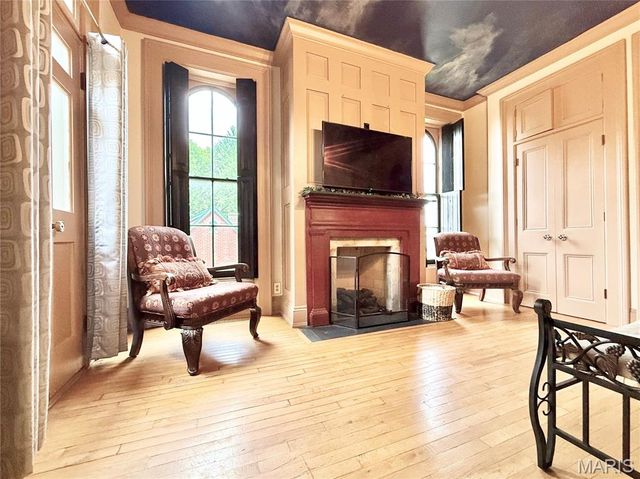 617 State Street, Alton, IL 62002
