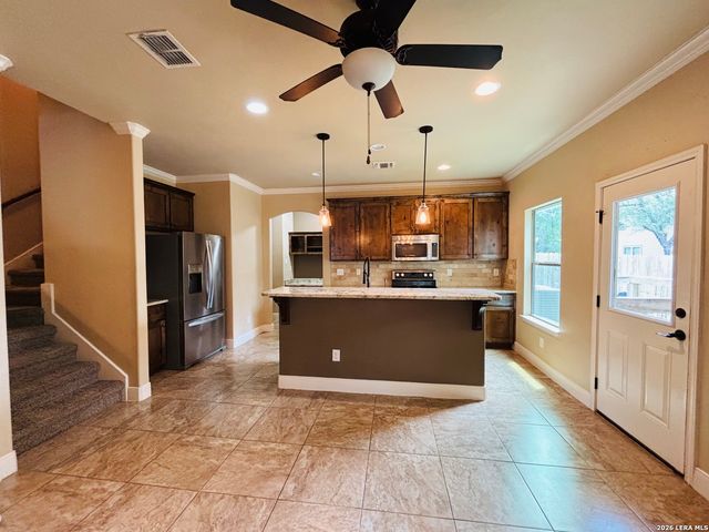 329 Derby Dr, Boerne, TX 78006