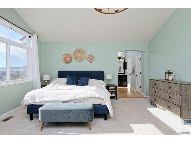 810 Trail Ridge Dr, Louisville, CO 80027