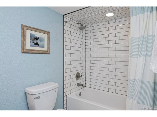 810 Trail Ridge Dr, Louisville, CO 80027