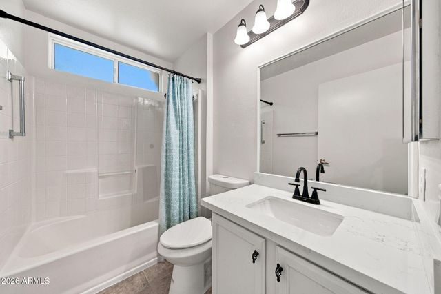 20027 N GREENVIEW Drive, Sun City West, AZ 85375