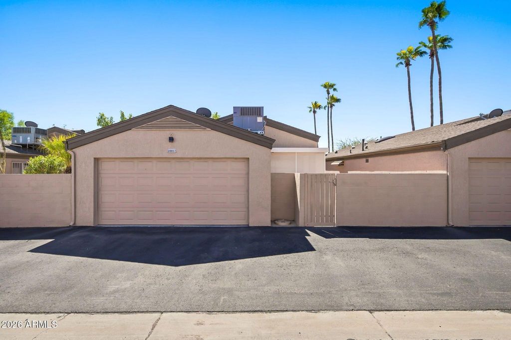 20027 N GREENVIEW Drive, Sun City West, AZ 85375 — photo 3