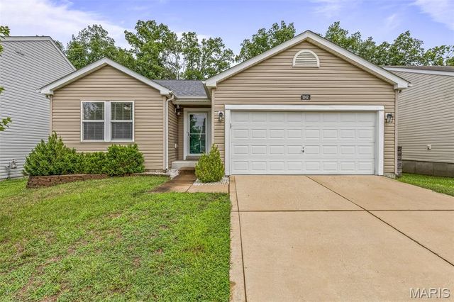 1242 Oakholt Court, Herculaneum, MO 63048