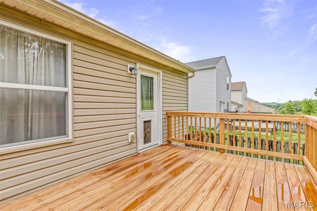 1242 Oakholt Court, Herculaneum, MO 63048