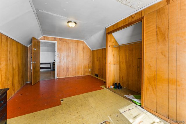 9230 Hartwell Street, Detroit, MI 48228