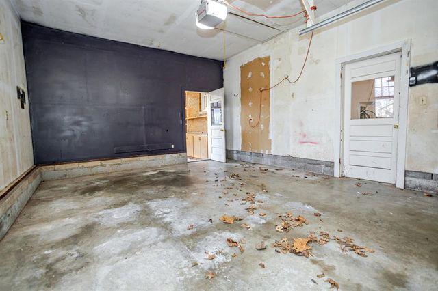 2401 N Bell Avenue, Shawnee, OK 74804