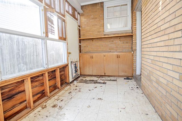 2401 N Bell Avenue, Shawnee, OK 74804