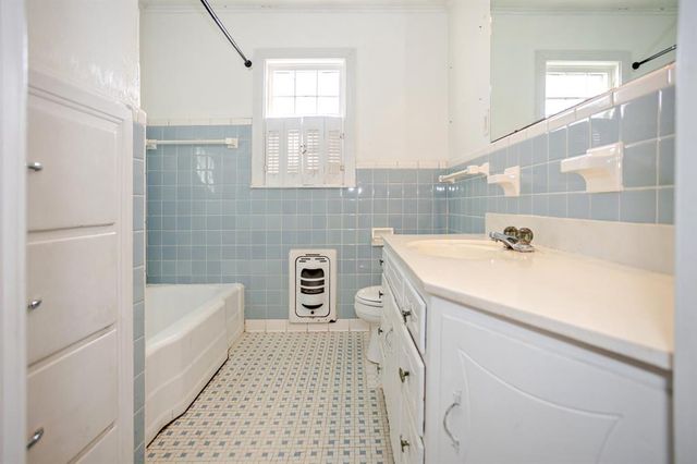 2401 N Bell Avenue, Shawnee, OK 74804