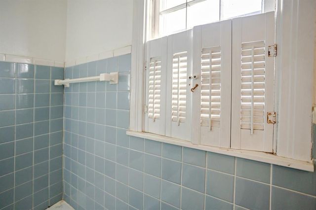 2401 N Bell Avenue, Shawnee, OK 74804