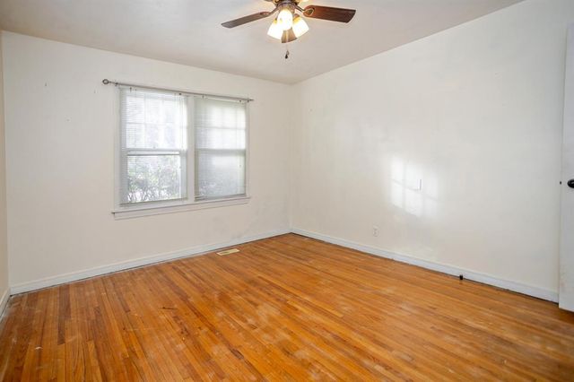 2401 N Bell Avenue, Shawnee, OK 74804