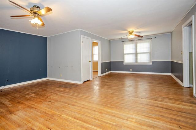 2401 N Bell Avenue, Shawnee, OK 74804