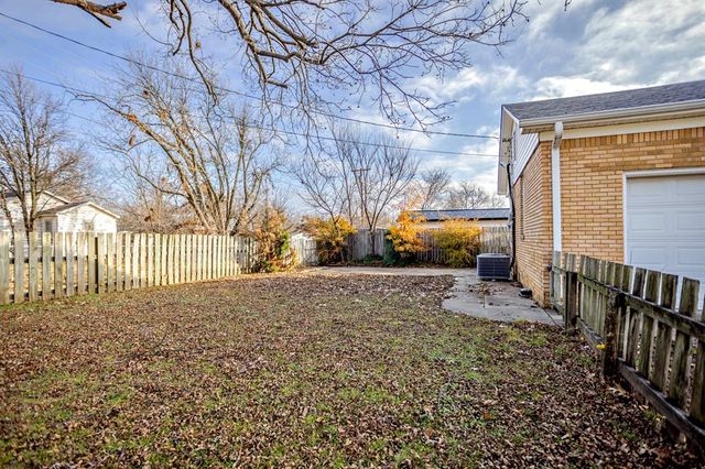 2401 N Bell Avenue, Shawnee, OK 74804